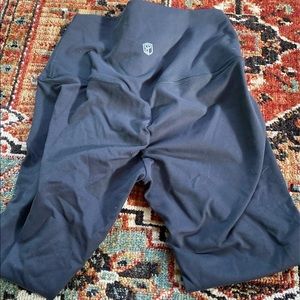 Born primitive leggings